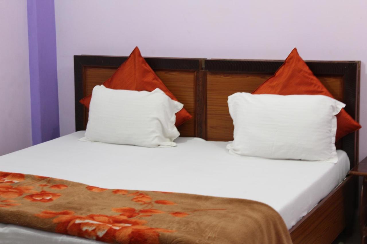 Guest house Assi River