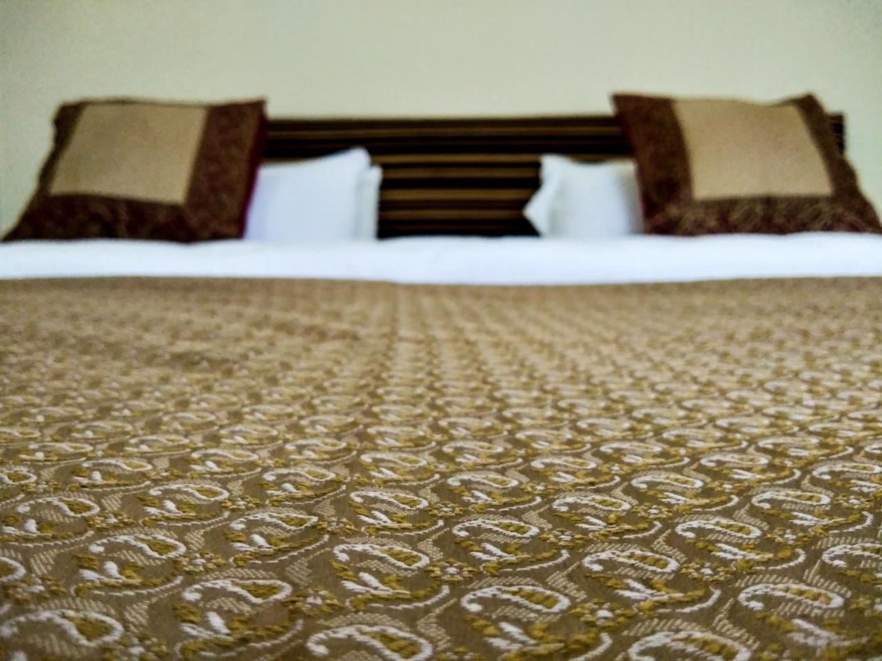 Dwivedi Palace On Steps Hotel Varanasi