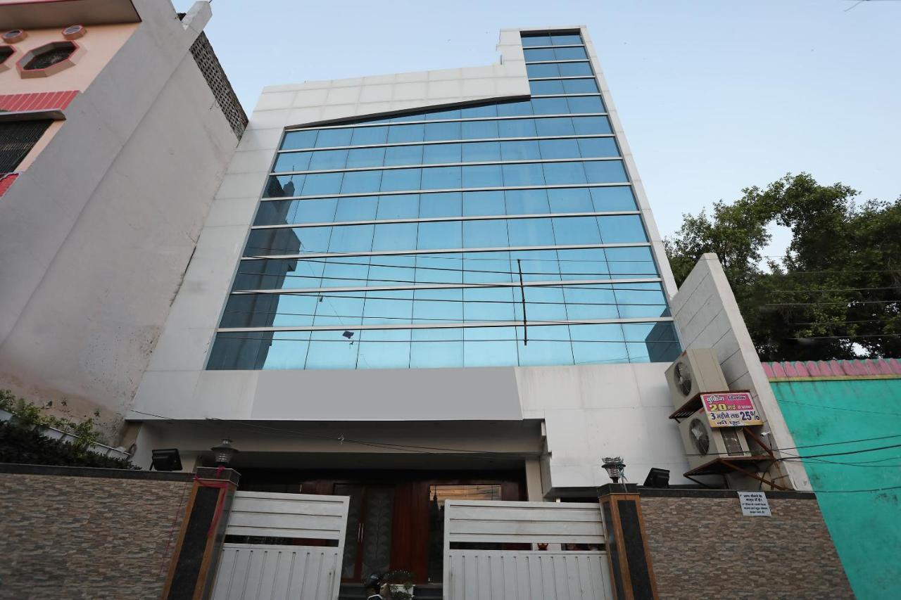 Oyo 19122 Mastana Palace