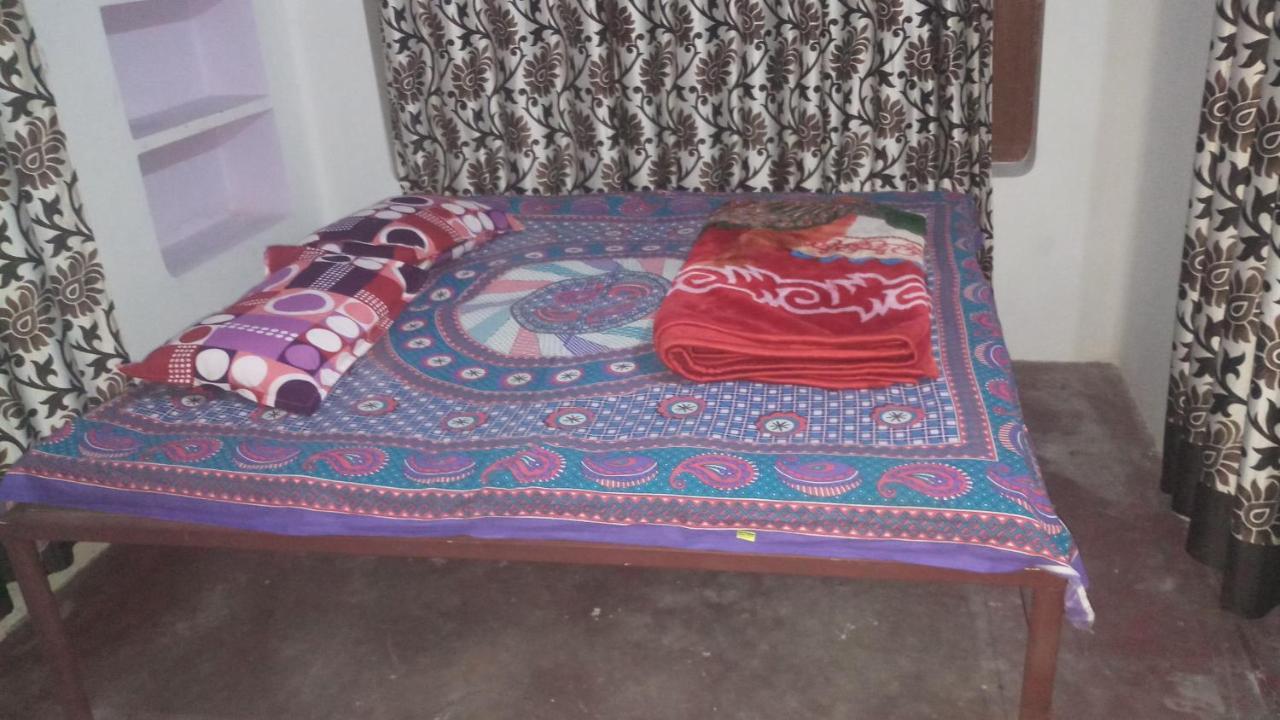 Maa Saraswati Paying *