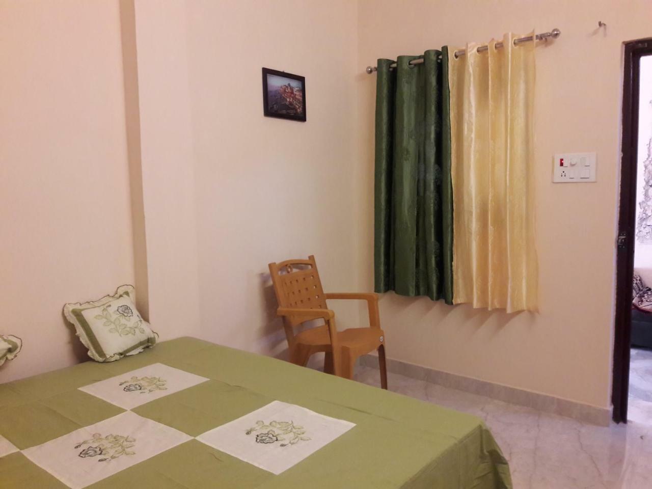 Hostel Mother *