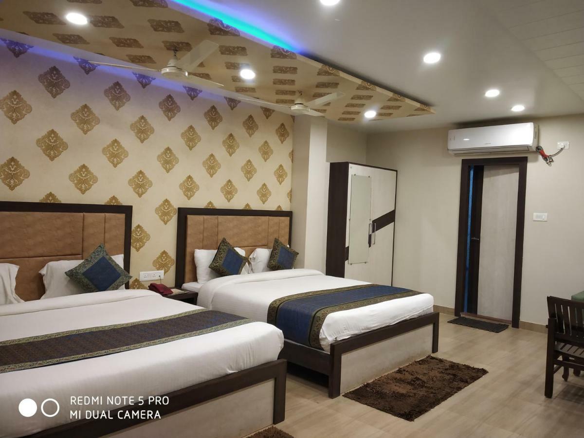 Aadesh Palace Varanasi