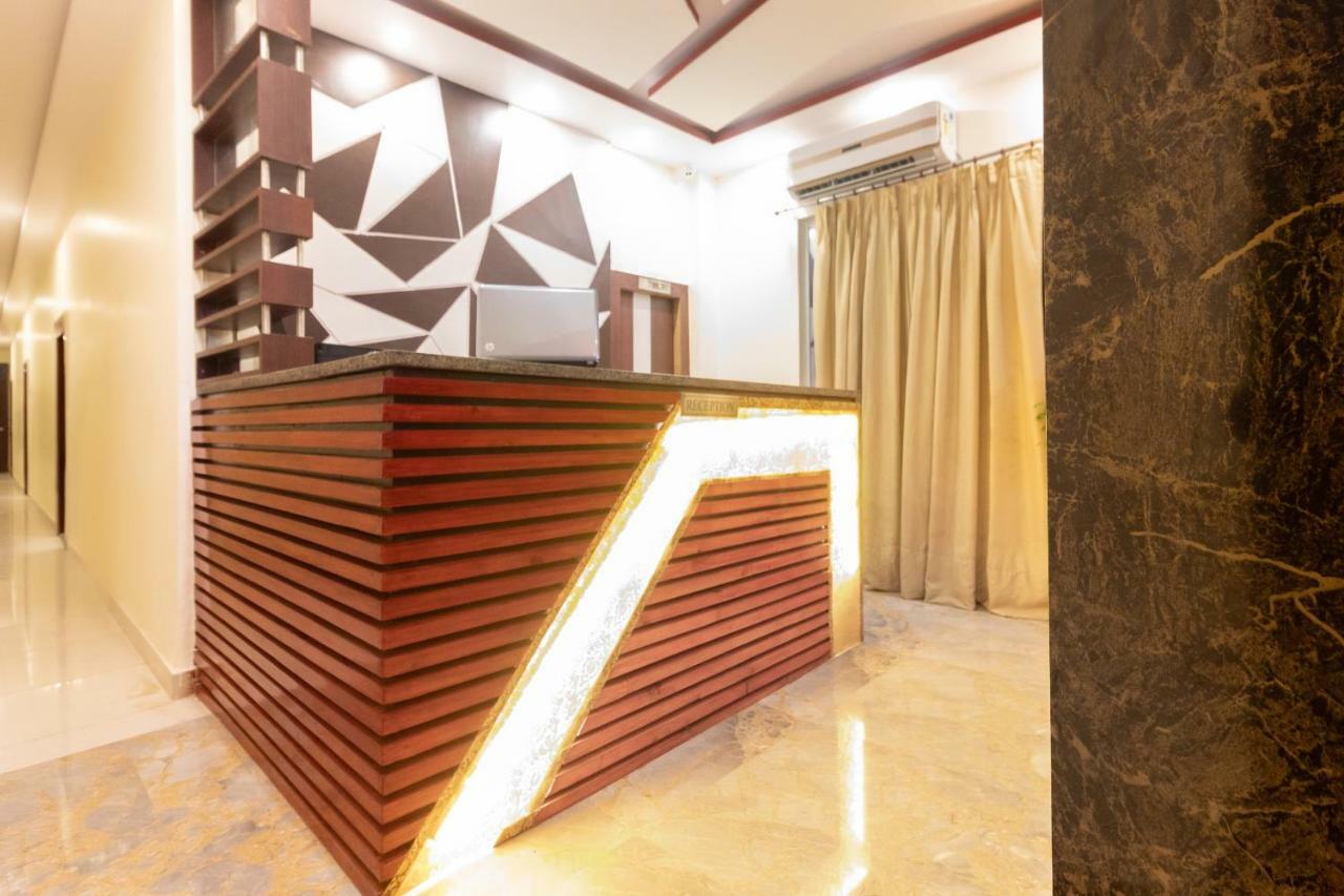 Hotel Oyo 48380 Satkar