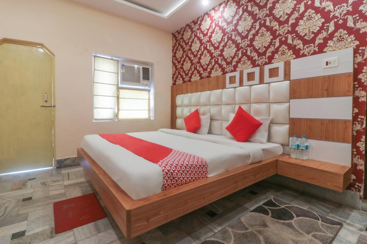 Hotel Oyo 60651 Hotel Arya 3*