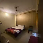 Arvi Guest House