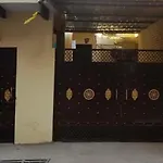Oyo 16708 Sada Shiv Guest House