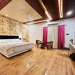 Hotel Buddha Park, Paharia, Varanasi