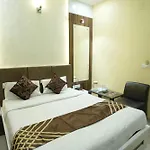 Hotel Rajkamal Near Varanasi Railway Station