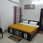 Goroomgo Varuna Stay Varanasi - Best Customer Service Experience