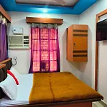 Hotel H M International