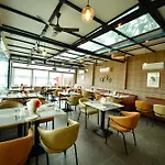 Hotel Aviral Ganga A Unit Of Amritaam Wellness
