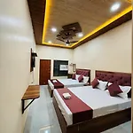 Maa Vaishnavi Home Stay