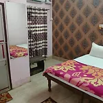 Jamuna Paying Guest House