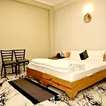 Stay Inn Kaashvi