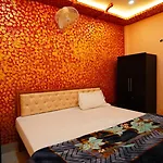 Khubbu\'S Inn