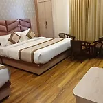 Mantavya Hotel - Near Bhu Campus Varanasi
