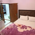 Ganpati Shree Paying Guest House