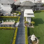 Hotel Pradeep