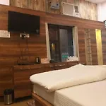 Dwivedi Hotels Hotel Elena