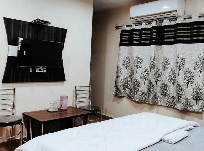 Priyaparadiseinn