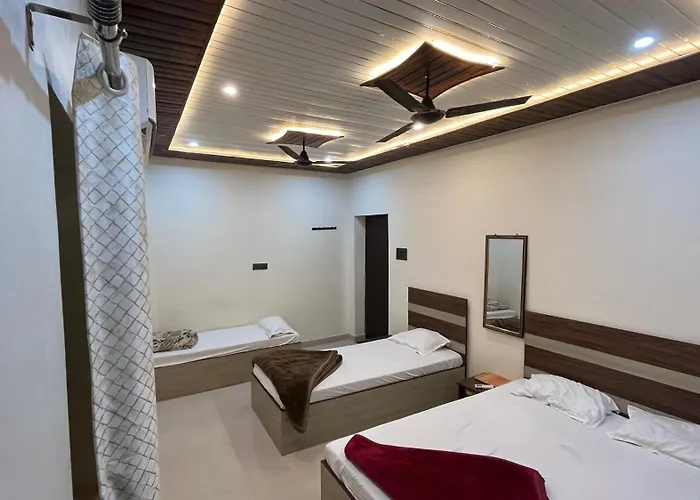 Gauri Kedareshwar Guest House