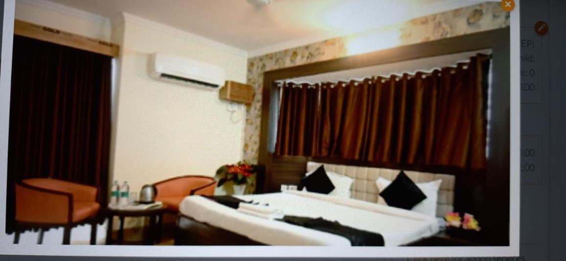 Guest house Ganga Darshanam At Dashashwamedh Ghat