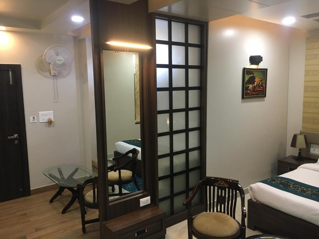 Ozas Grand 3* Varanasi