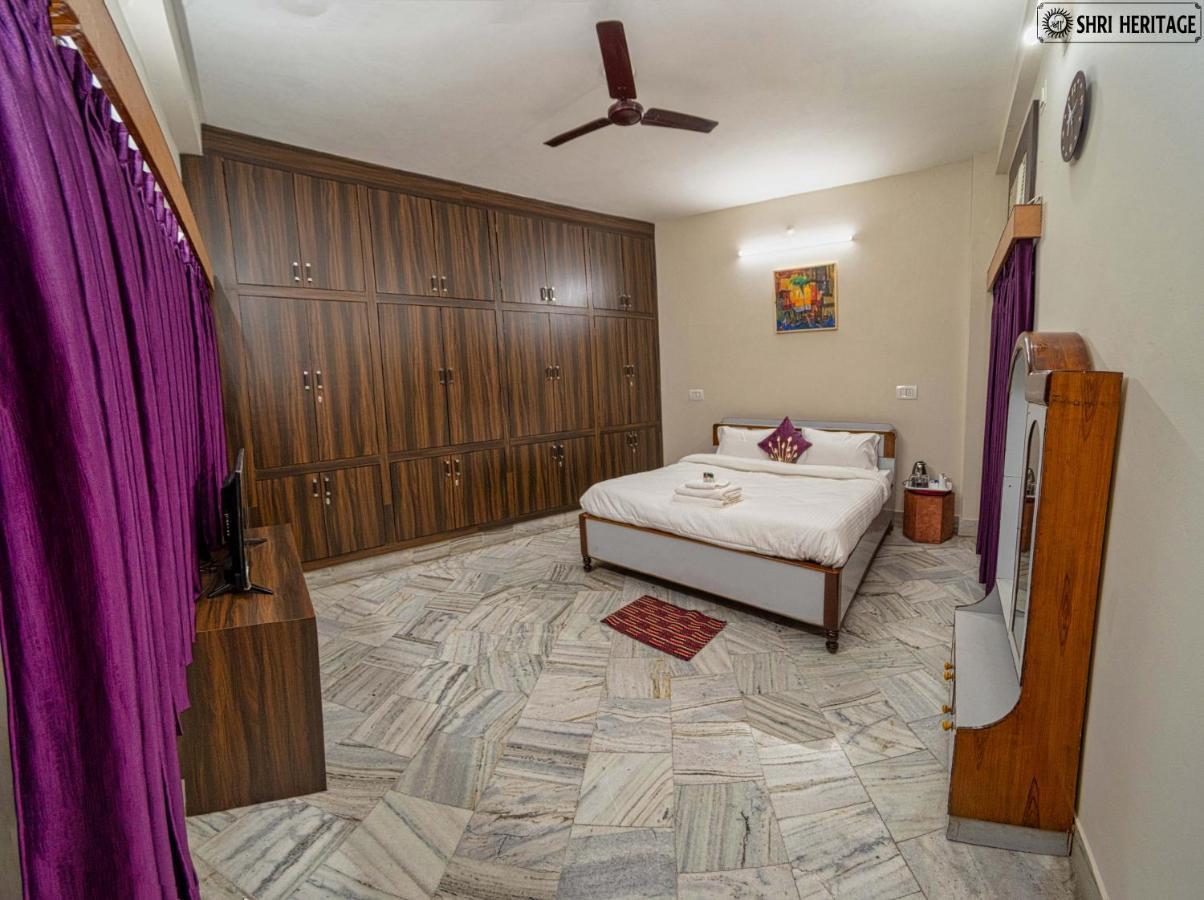 Guest house Shri Heritage *