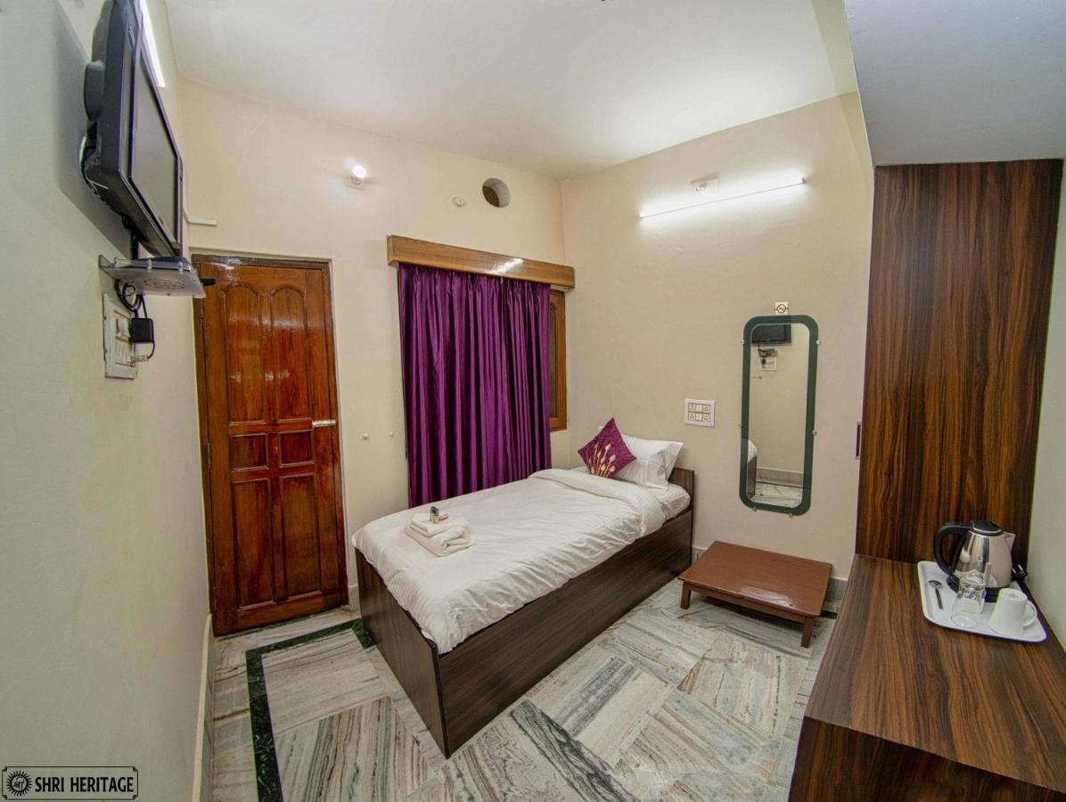Shri Heritage Guest house Varanasi