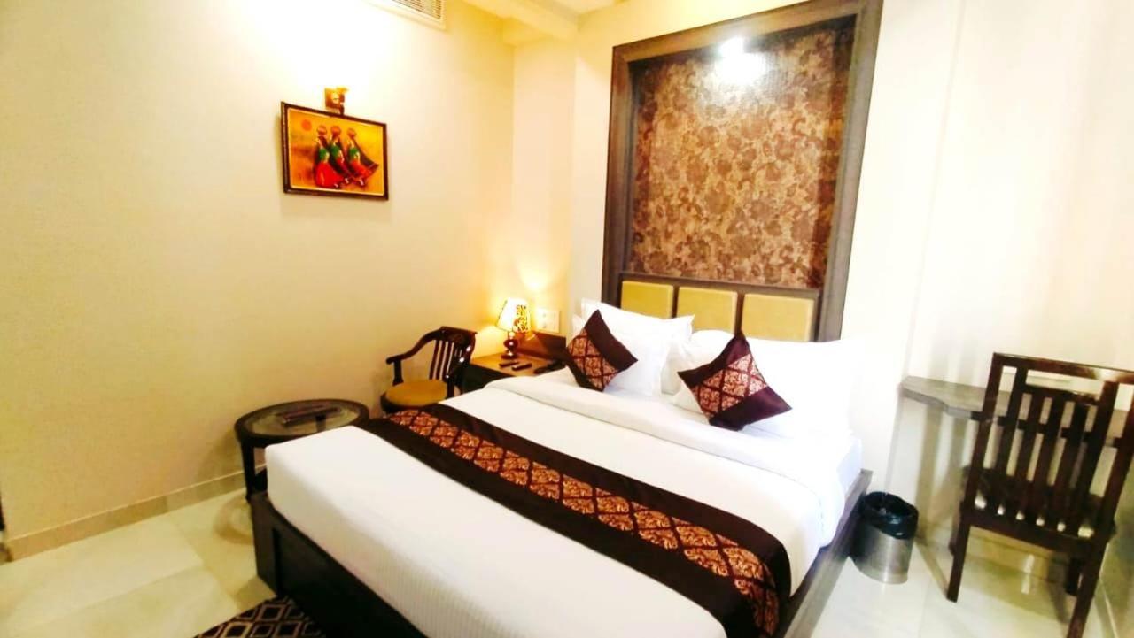 Ozas Grand Hotel