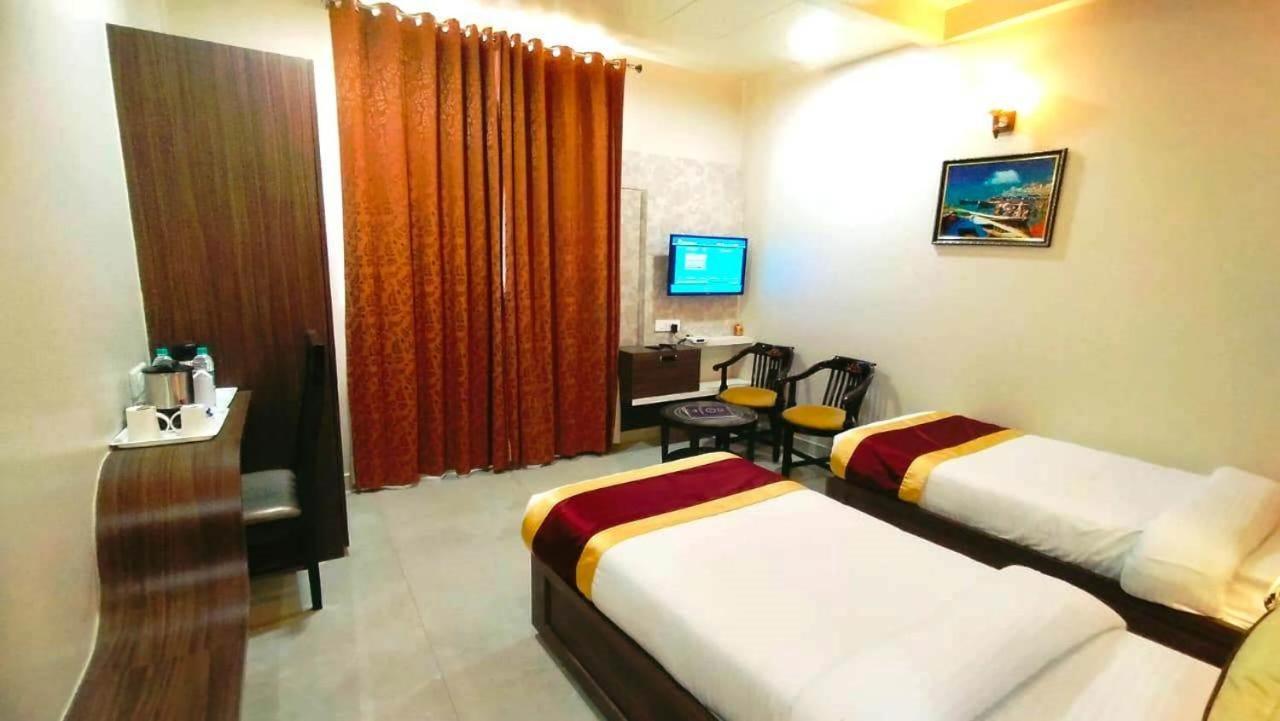 Ozas Grand Hotel 3*