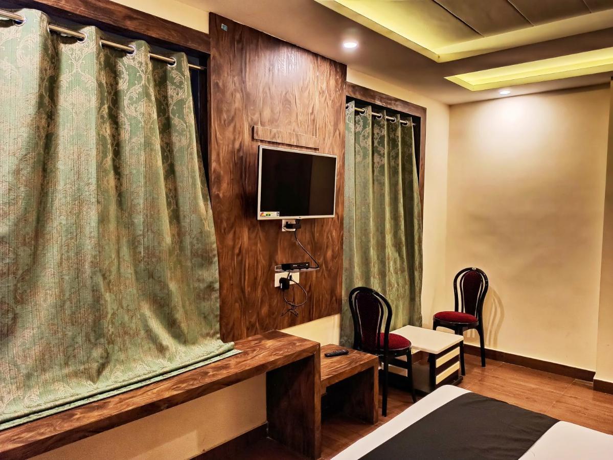 Hotel Janki - In Sigra Varanasi