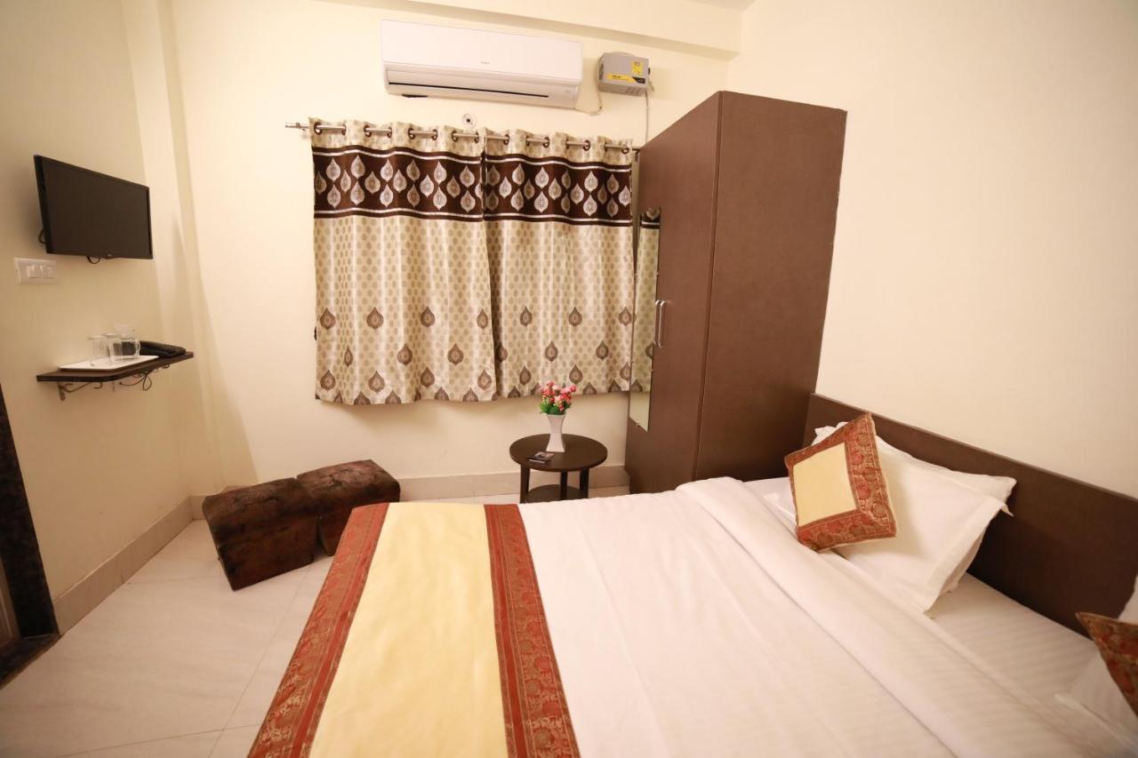 Oyo 16708 Sada Shiv Guest house 3*