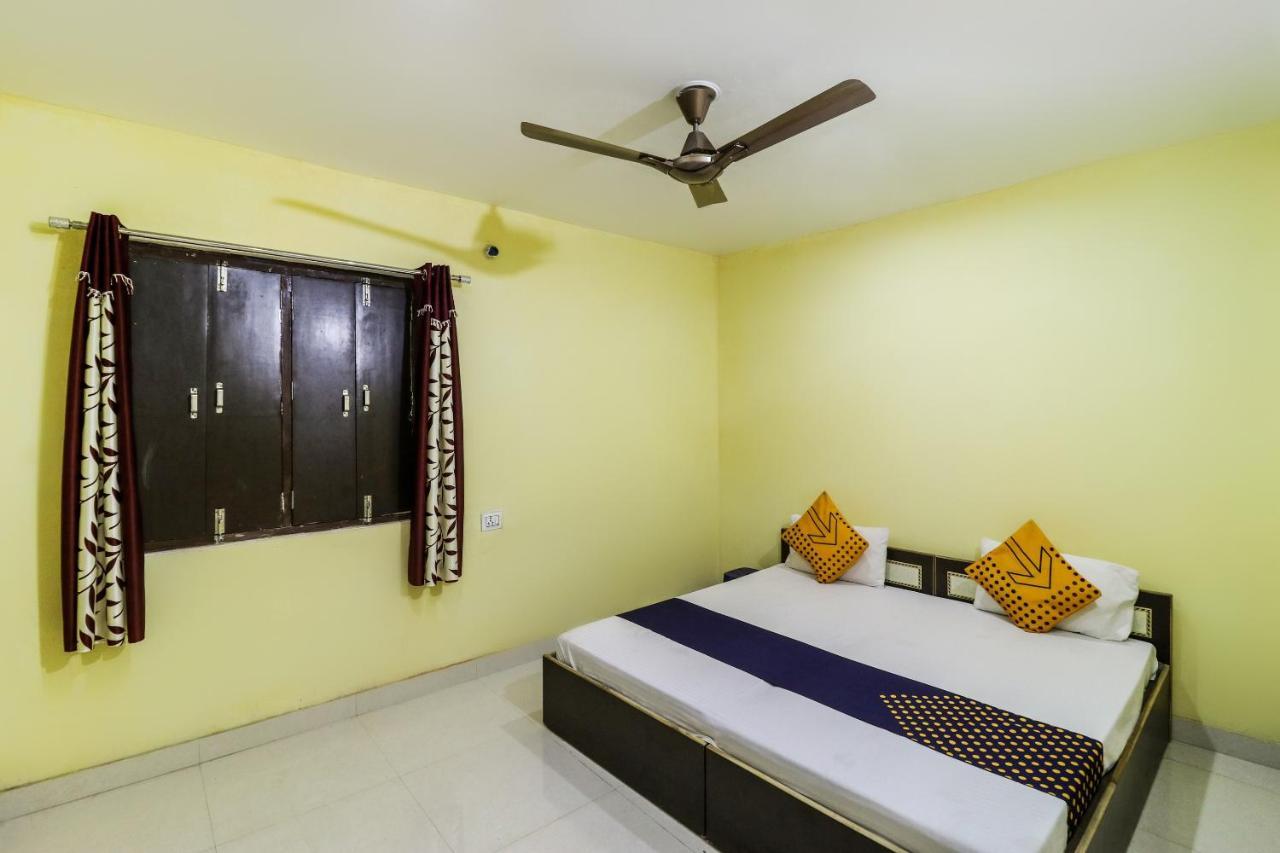 Hotel Spot On 44295 Sarnath Tourist Varanasi