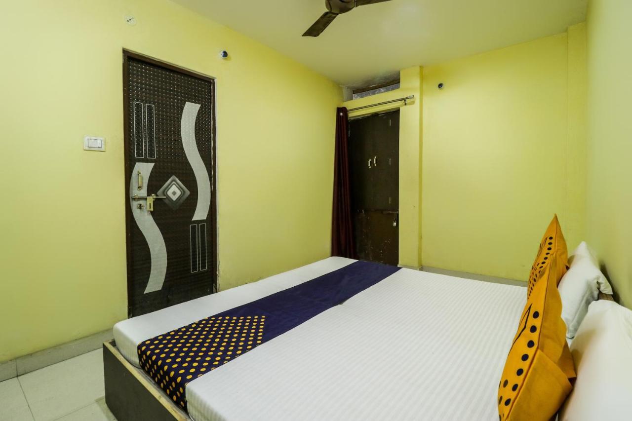Spot On 44295 Sarnath Tourist Hotel Varanasi