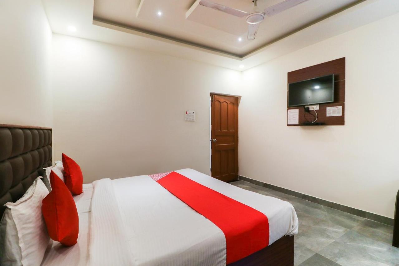Oyo 37453 Mahi In Hotel Varanasi