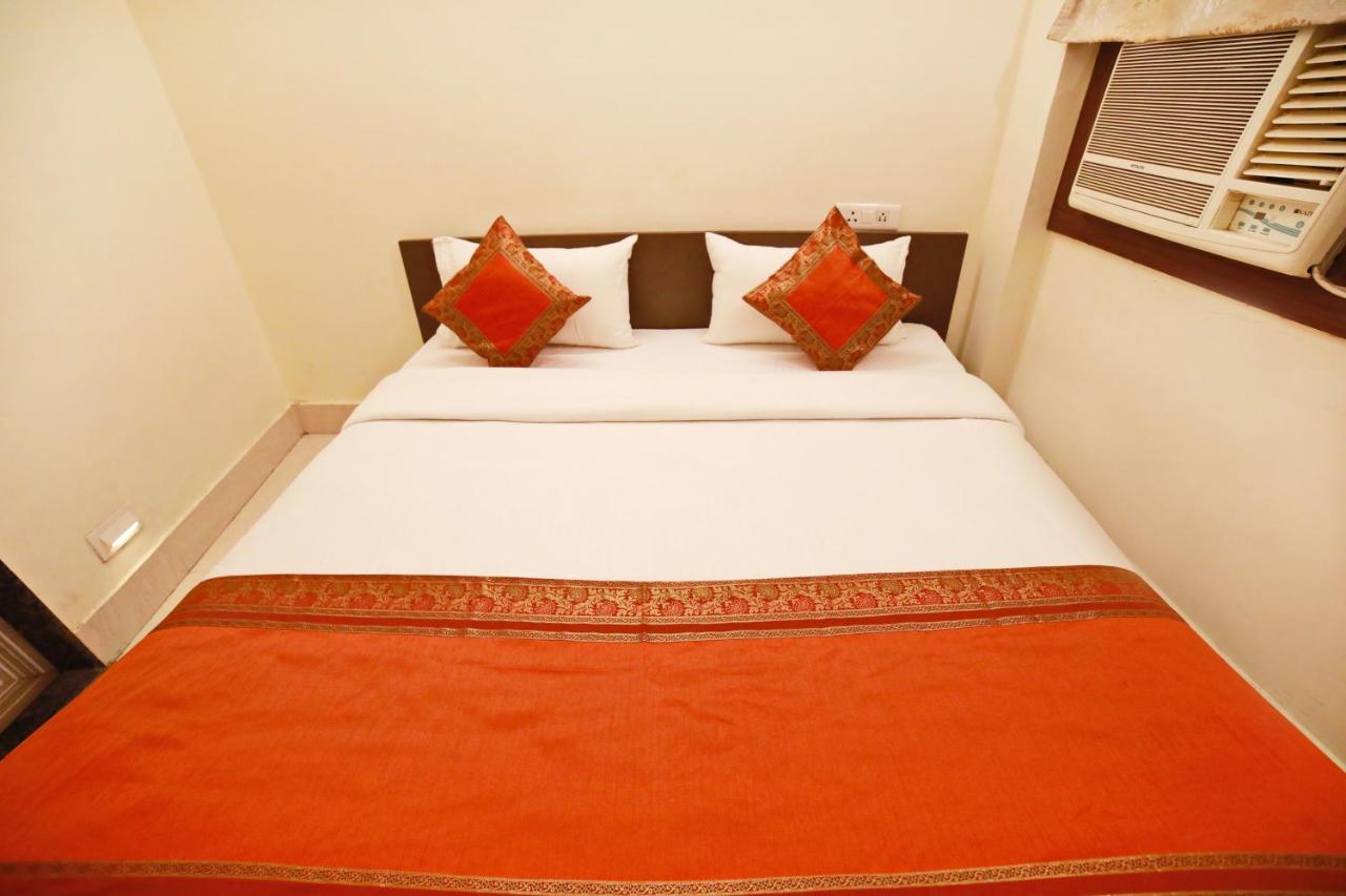 Oyo 16708 Sada Shiv Guest house