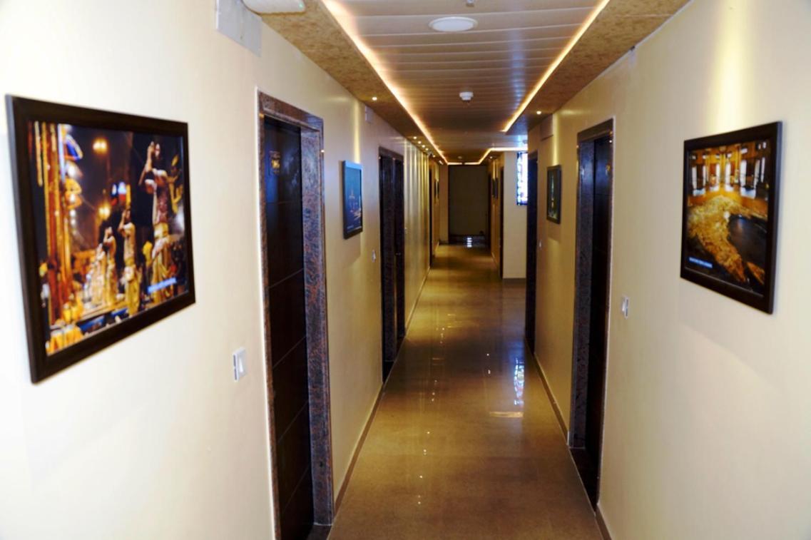 Shivoy Grand Hotel
