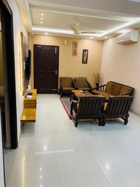 Vara Apartment