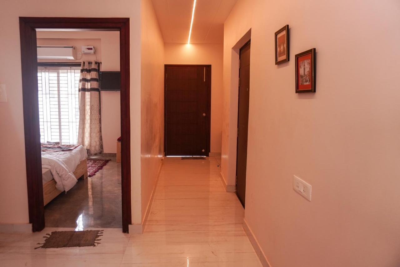 Kailasha - Lift,parking,kitchen And Modern Facilities Hotel