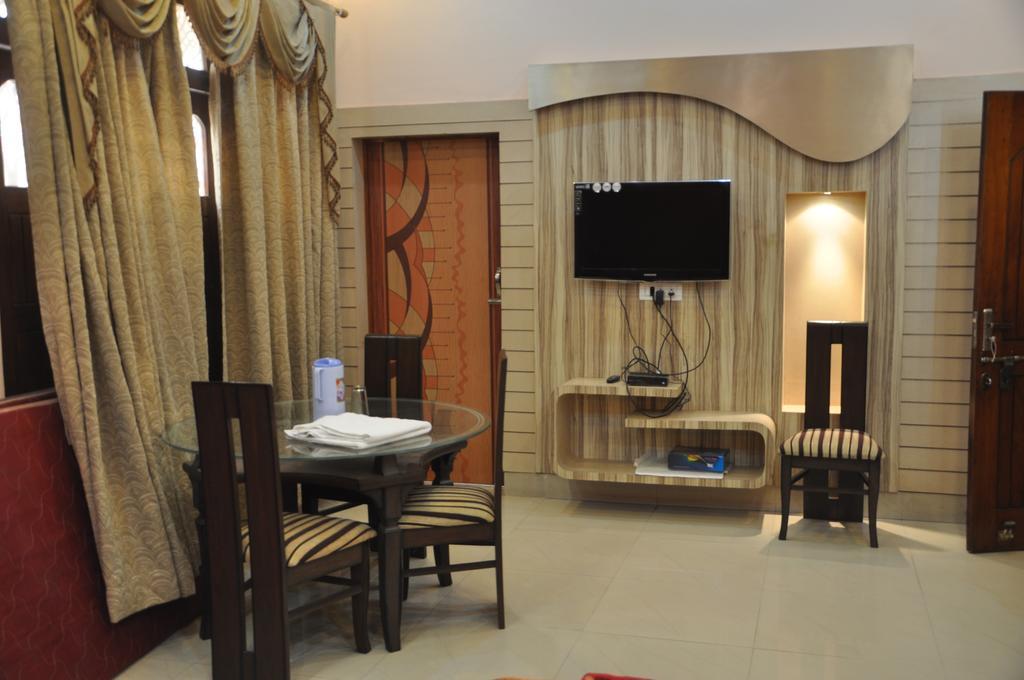 Hotel H.K.J International Varanasi