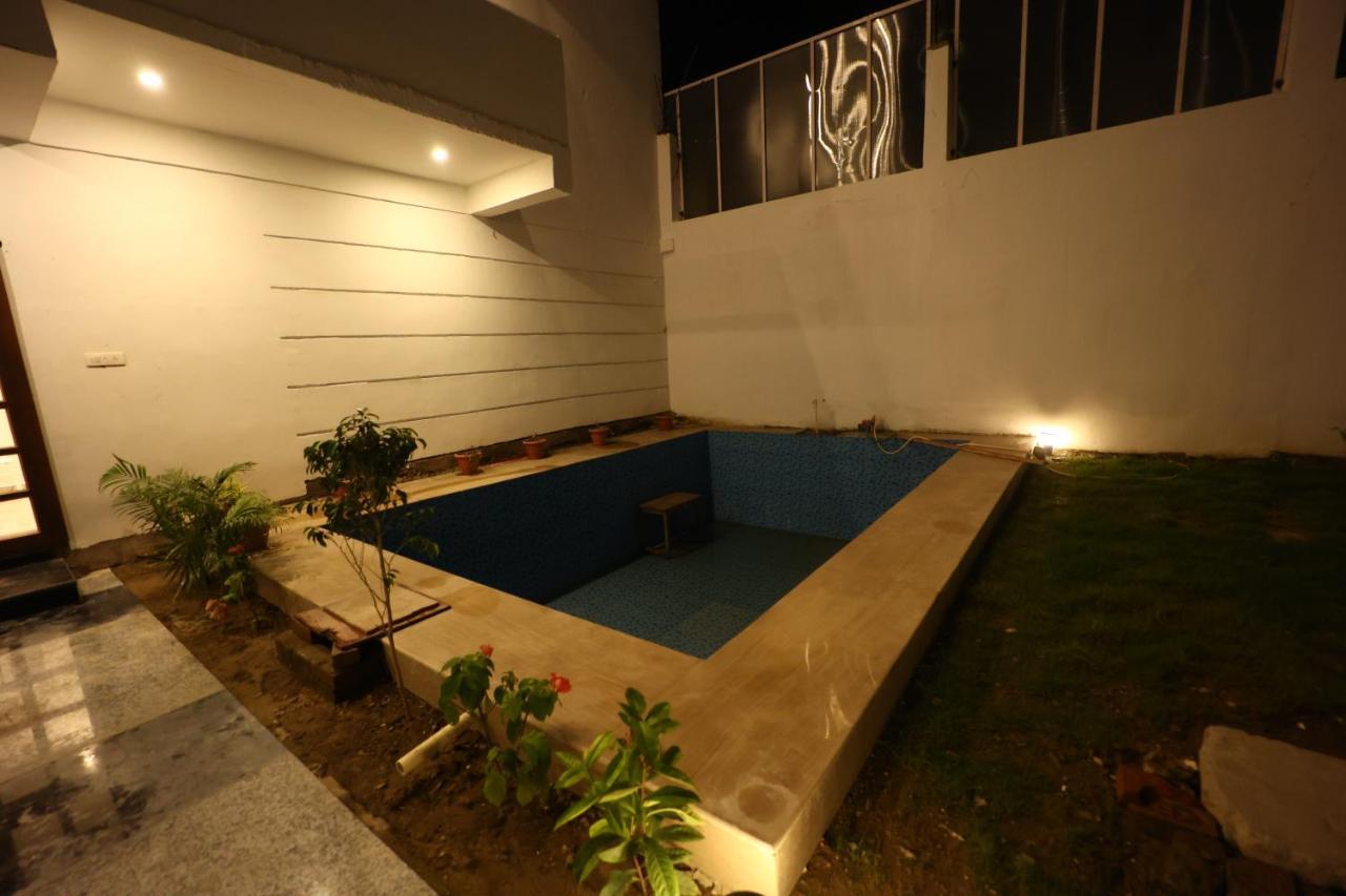 Hotel Heritage Divine Varanasi Varanasi