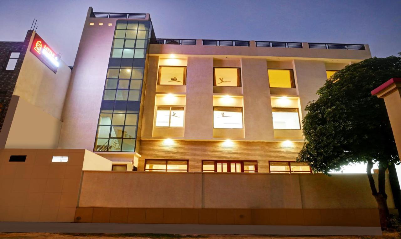 Treebo Little Budhha Hotel 3*