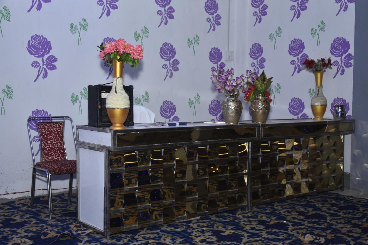 De Costa Palace Hotel Varanasi