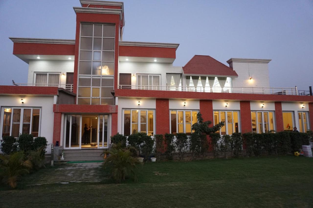 Resort Banaras Varanasi