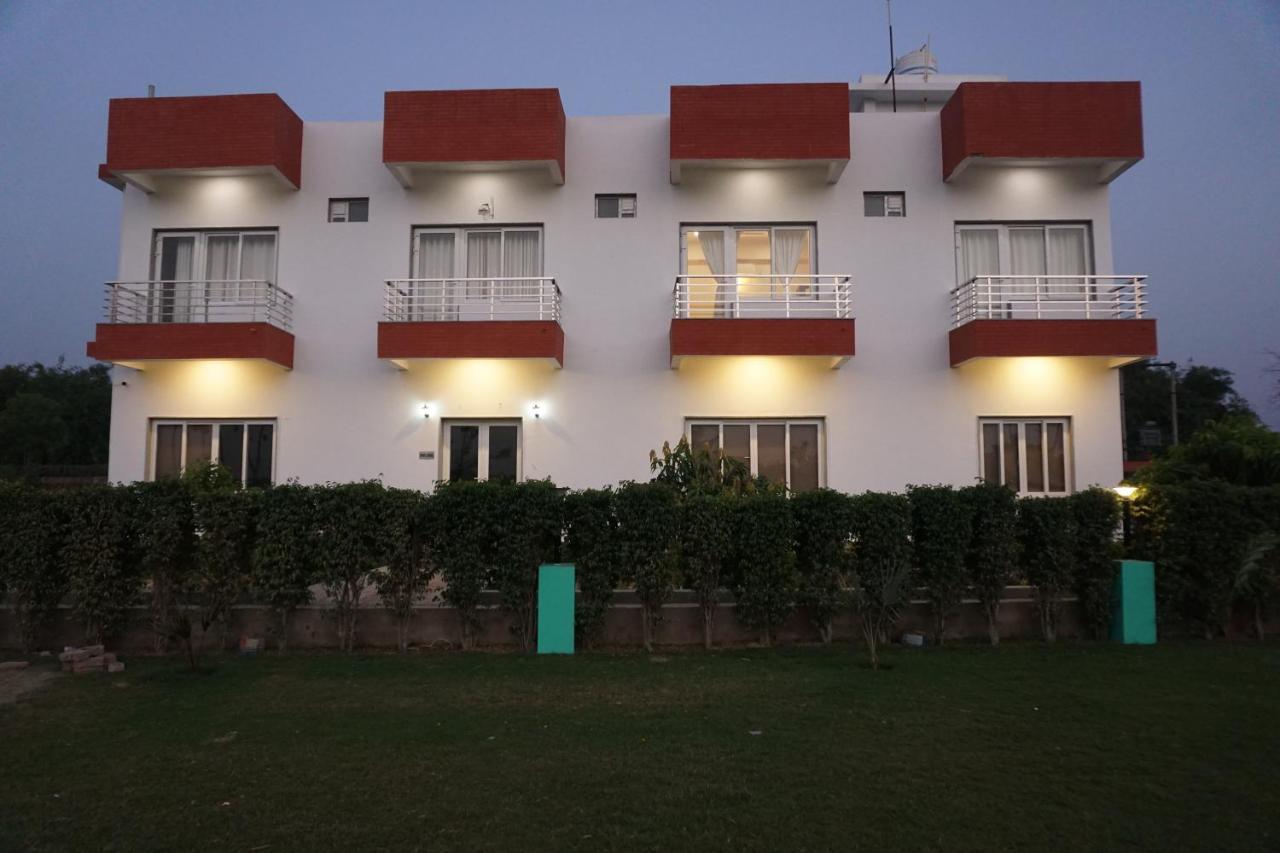 Resort Banaras Varanasi