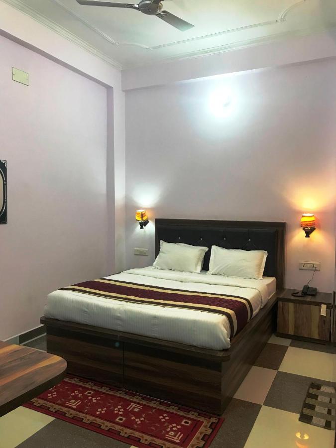 King's Banaras Hotel