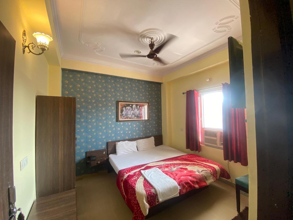 Bed & Breakfast Arvi 4*