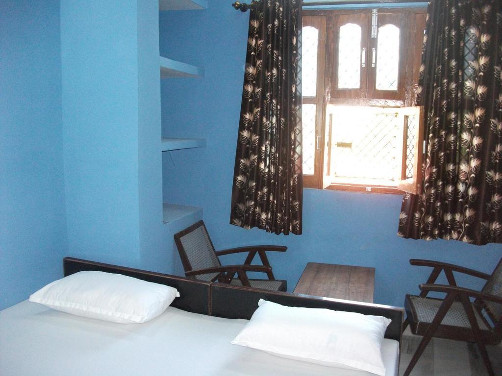 Hotel Hare Rama Hare Krishna 2*