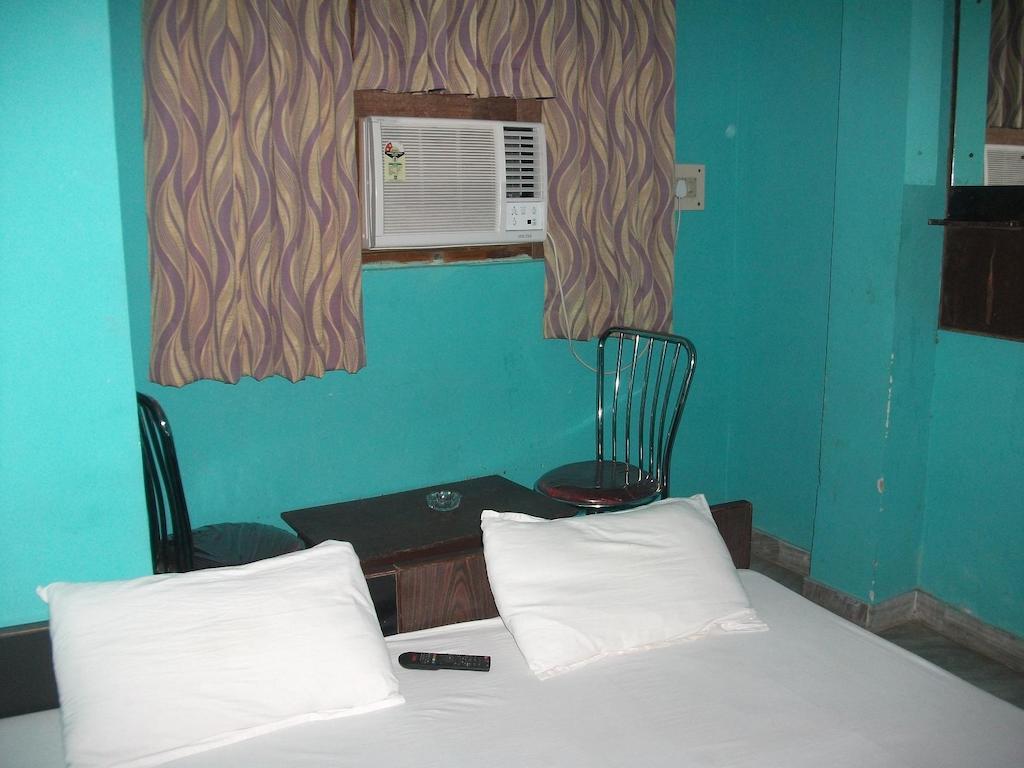 Hotel Hare Rama Hare Krishna 2*